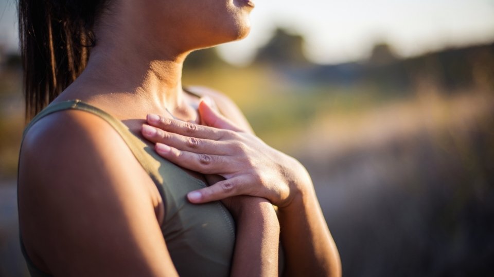 Alcohol Poisoning Symptoms will have you developing pale skin, slower breathing, and a weaker heart rate.